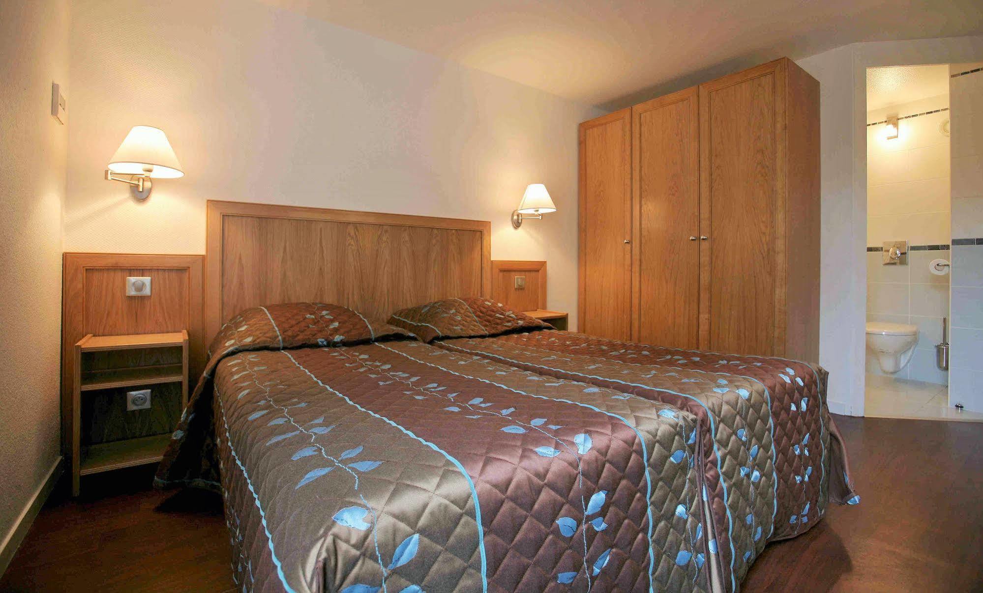 Hotel Le Relais Des Champs Eugenie-les-Bains Εξωτερικό φωτογραφία
