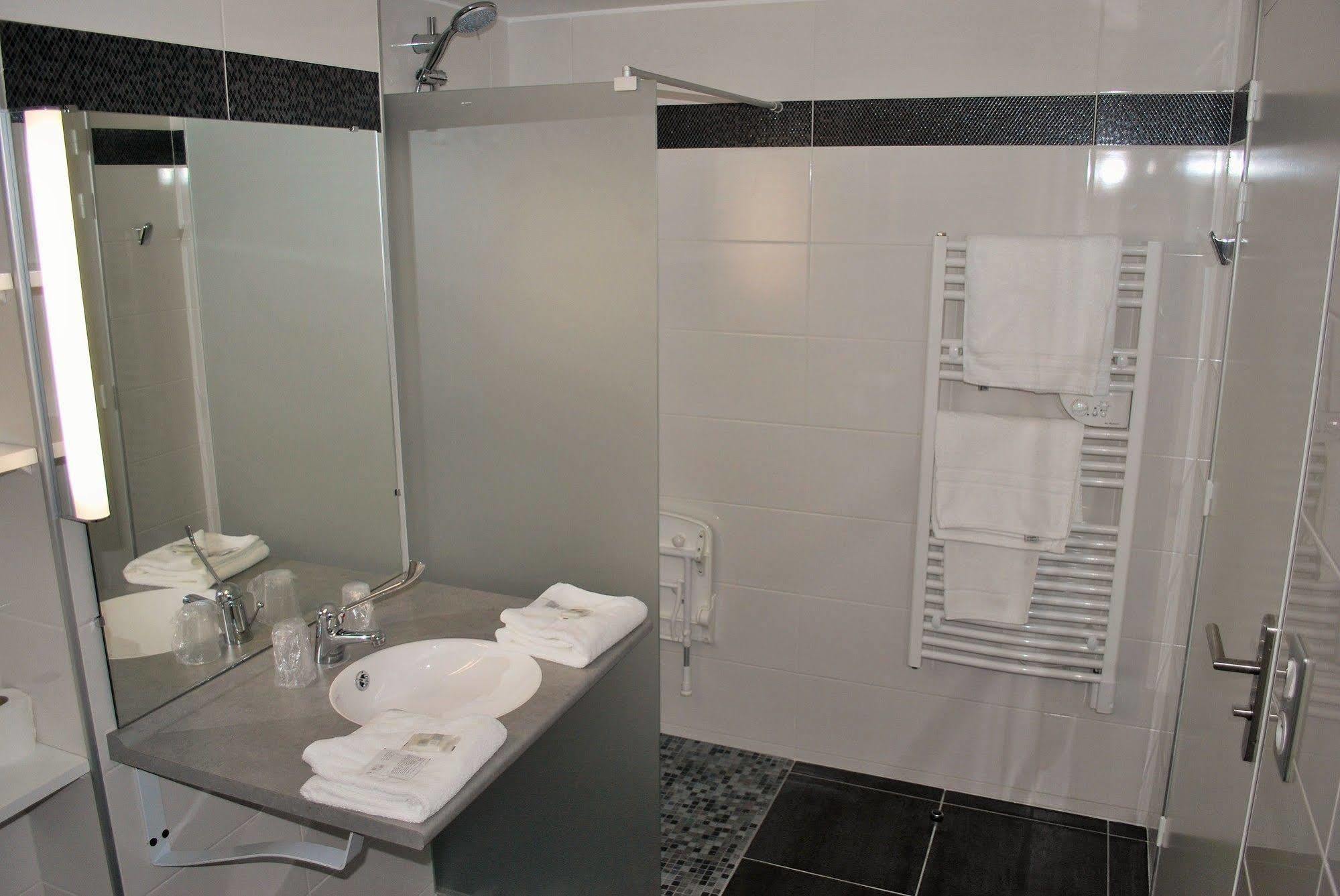 Hotel Le Relais Des Champs Eugenie-les-Bains Εξωτερικό φωτογραφία
