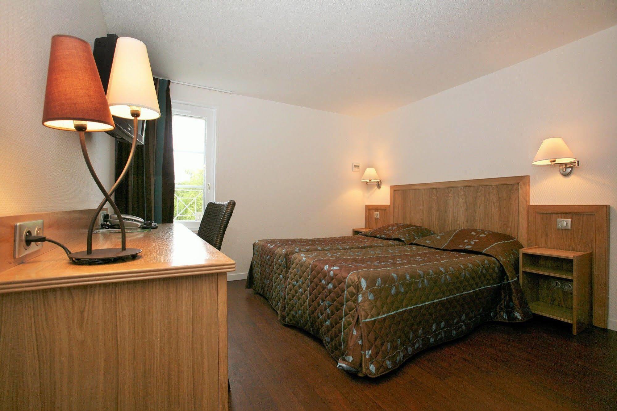 Hotel Le Relais Des Champs Eugenie-les-Bains Εξωτερικό φωτογραφία